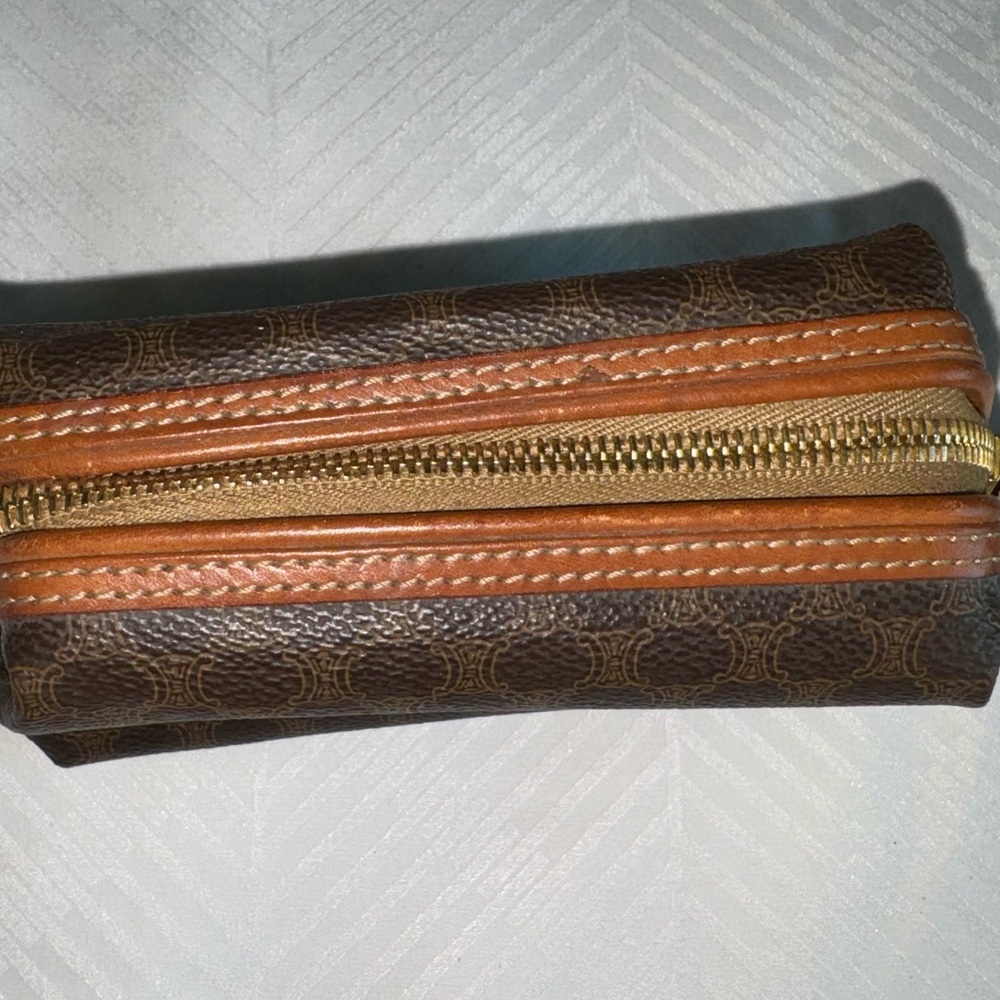 100% Authentic Celine Macadam Pattern Pouch - Picture 5 of 10